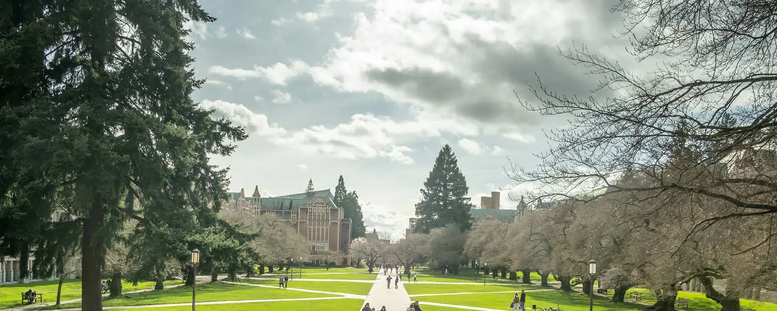 University of Washington, Seattle, Washington State, USA 03-16-2025 - There are historical buildings and symbols on the university grounds.